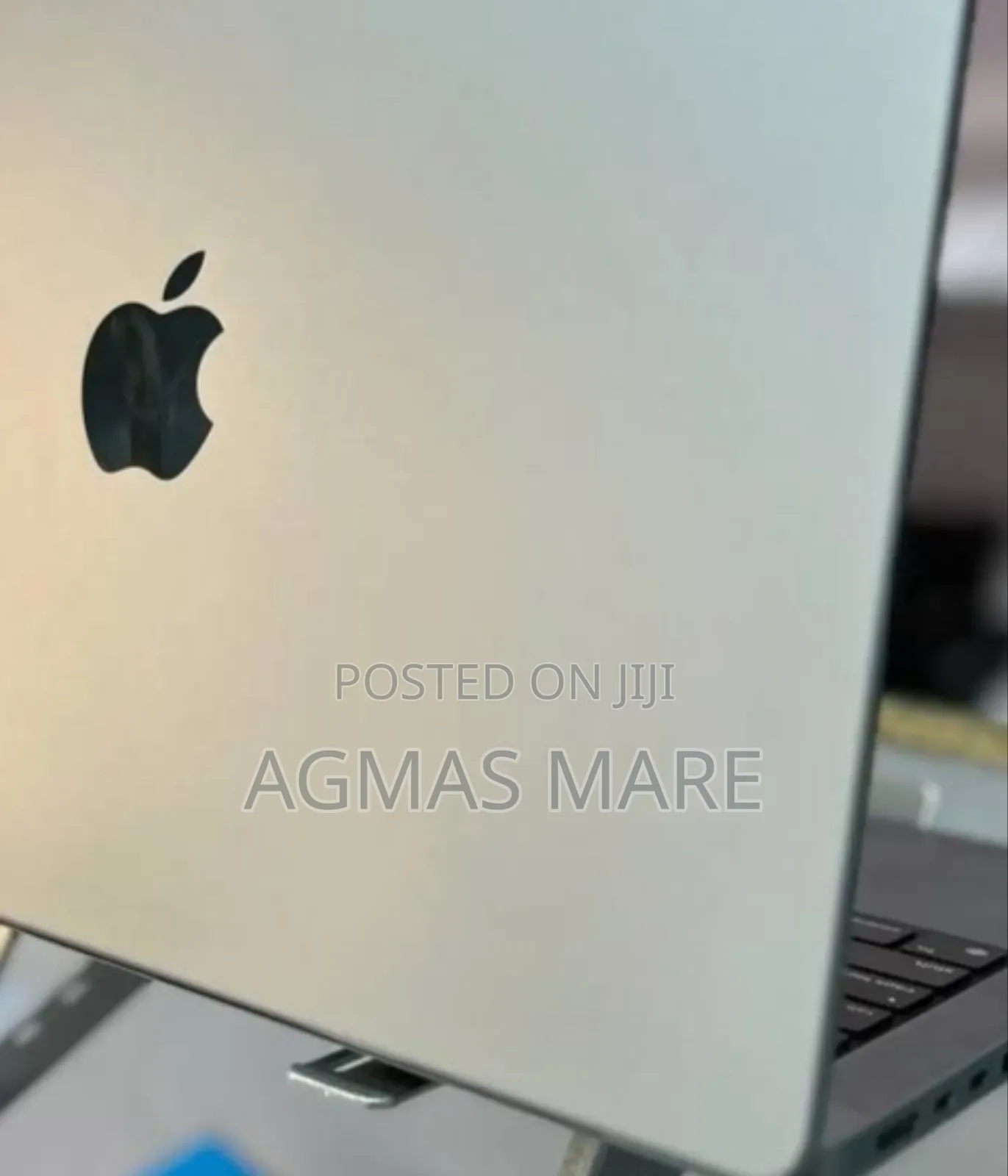 New Laptop Apple MacBook Pro M1 32GB Apple M1 SSD 1T