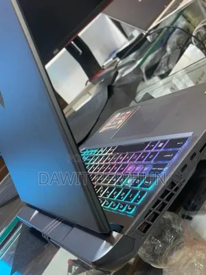 New Laptop MSI Vector 16 HX AI A2XWIG 16GB Intel Core Ultra 7 SSD 1T