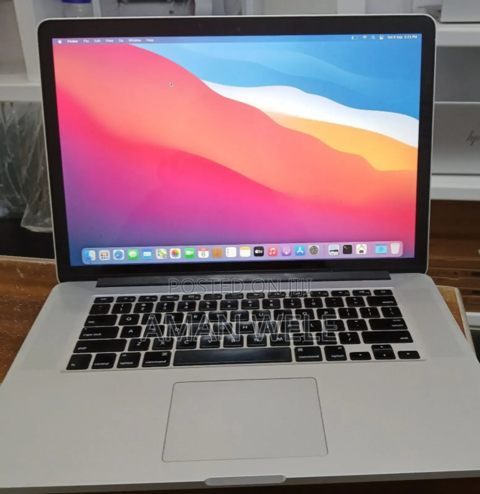 New Laptop Apple MacBook Pro 2015 16GB Intel Core I7 SSD 256GB