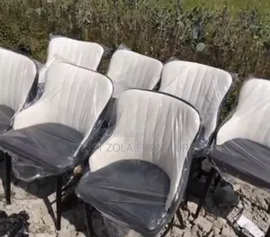 Comfortable Chairs for Hotel Restaurant Cafe