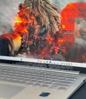 Photo - New Laptop Lenovo Yoga 7i 16GB Intel Core i7 SSD 512GB