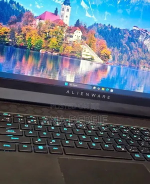 New Laptop Dell Alienware 17 16GB SSD 1T