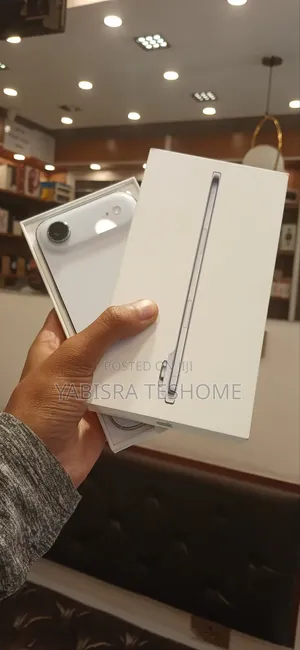 New Apple iPhone Air 256 GB Blue