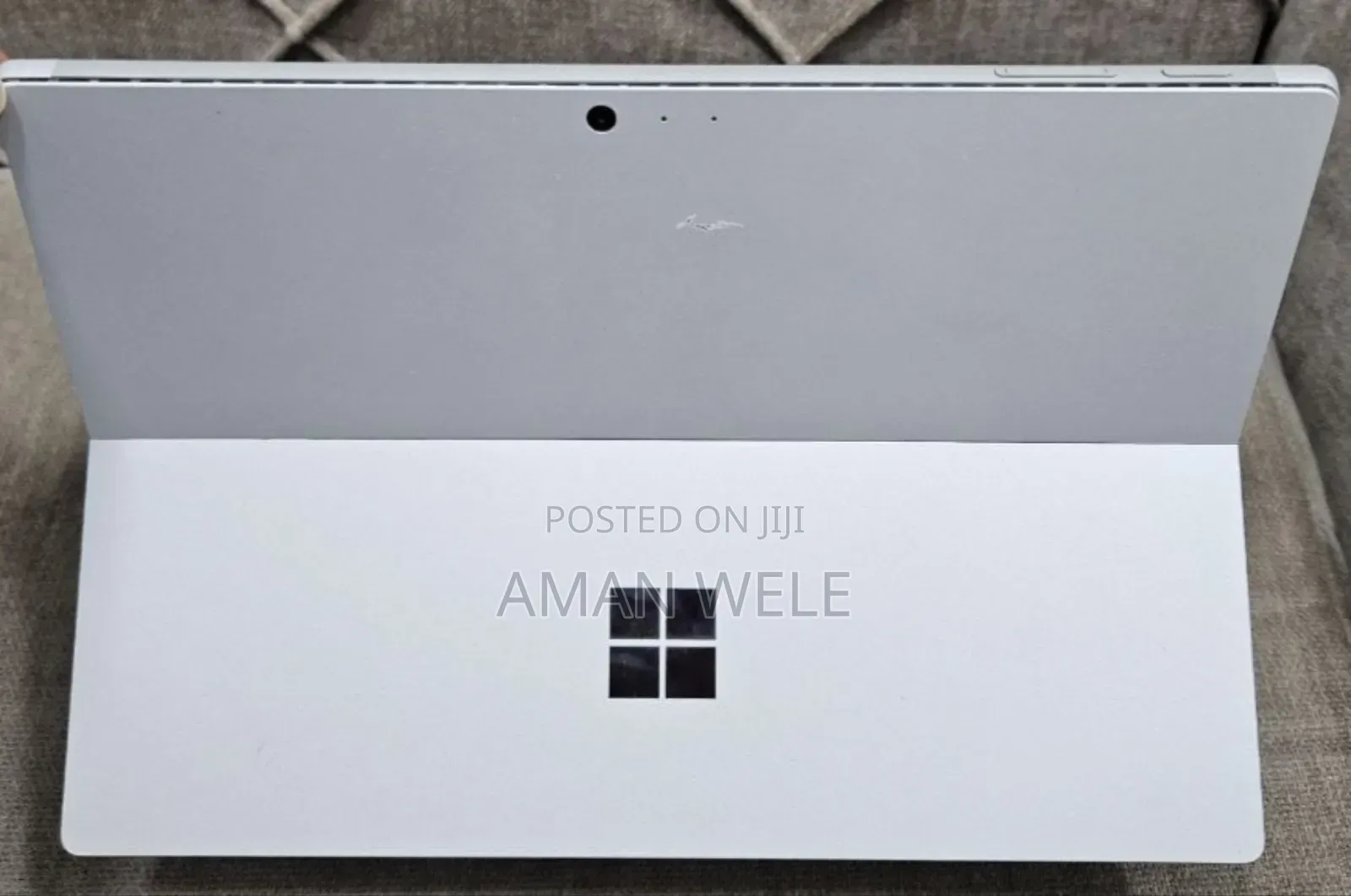 New Laptop Microsoft Surface 8GB Intel Core I7 SSD 256GB