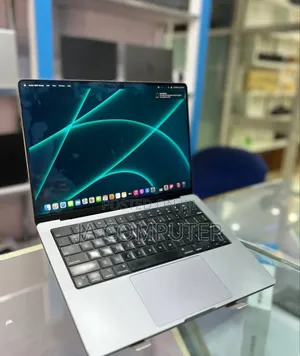 Photo - New Laptop Apple MacBook Pro M1 32GB Apple M1 Pro SSD 1T