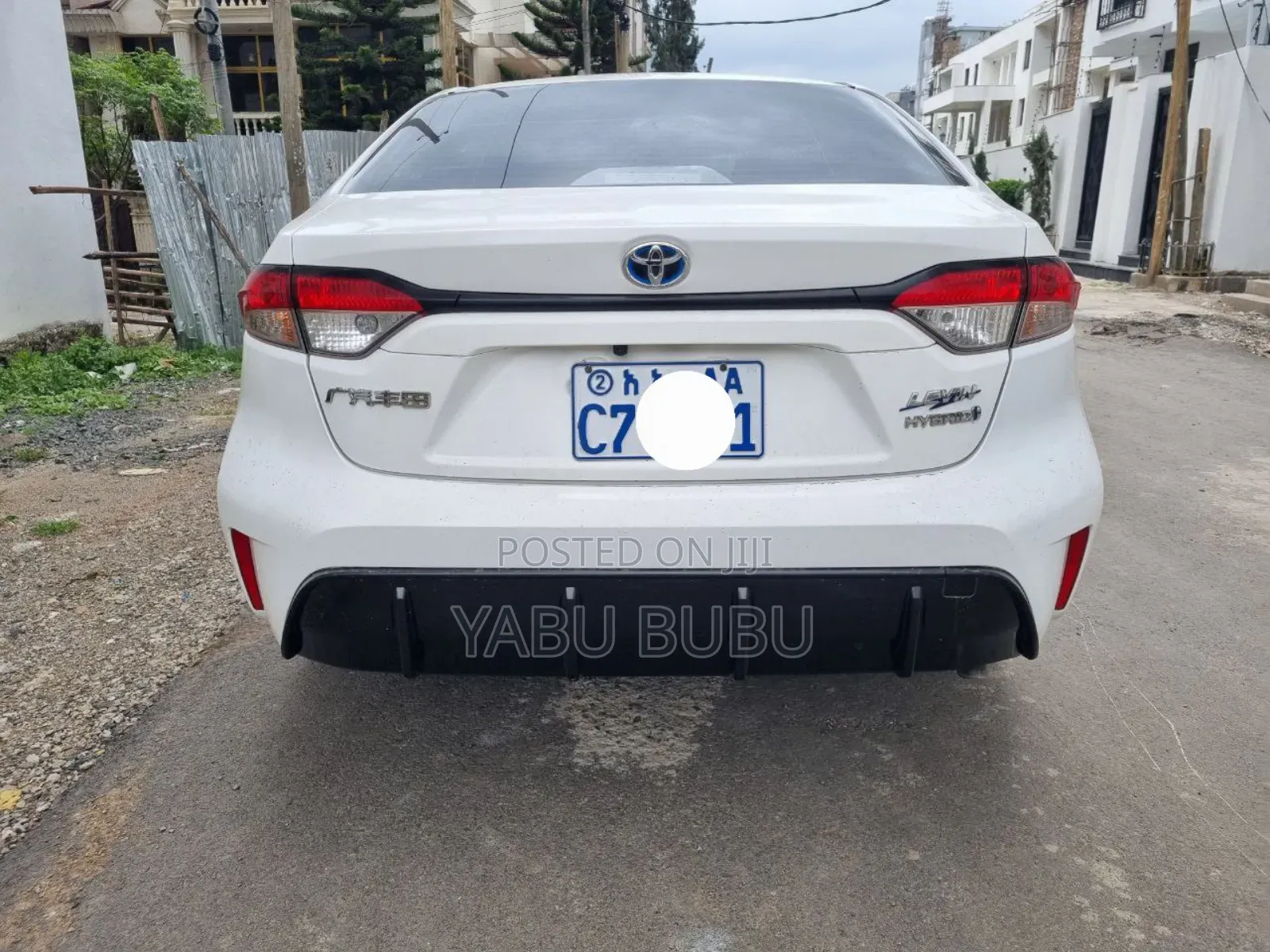 Toyota Corolla Cross Hybrid 2024 White
