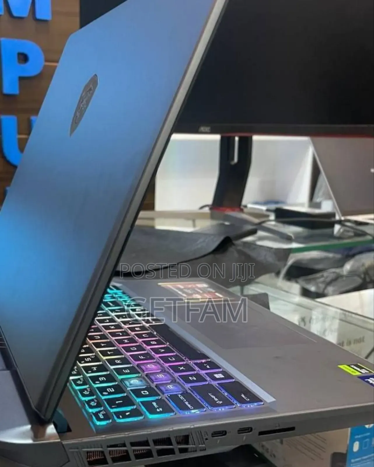 New Laptop MSI Vector 16 HX AI A2XWIG 16GB Intel Core Ultra 7 SSD 1T