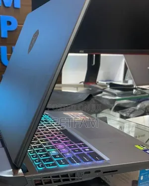 New Laptop MSI Vector 16 HX AI A2XWIG 16GB Intel Core Ultra 7 SSD 1T