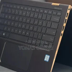 New Laptop HP Spectre X360 13 8GB Intel Core I7 SSD 512GB