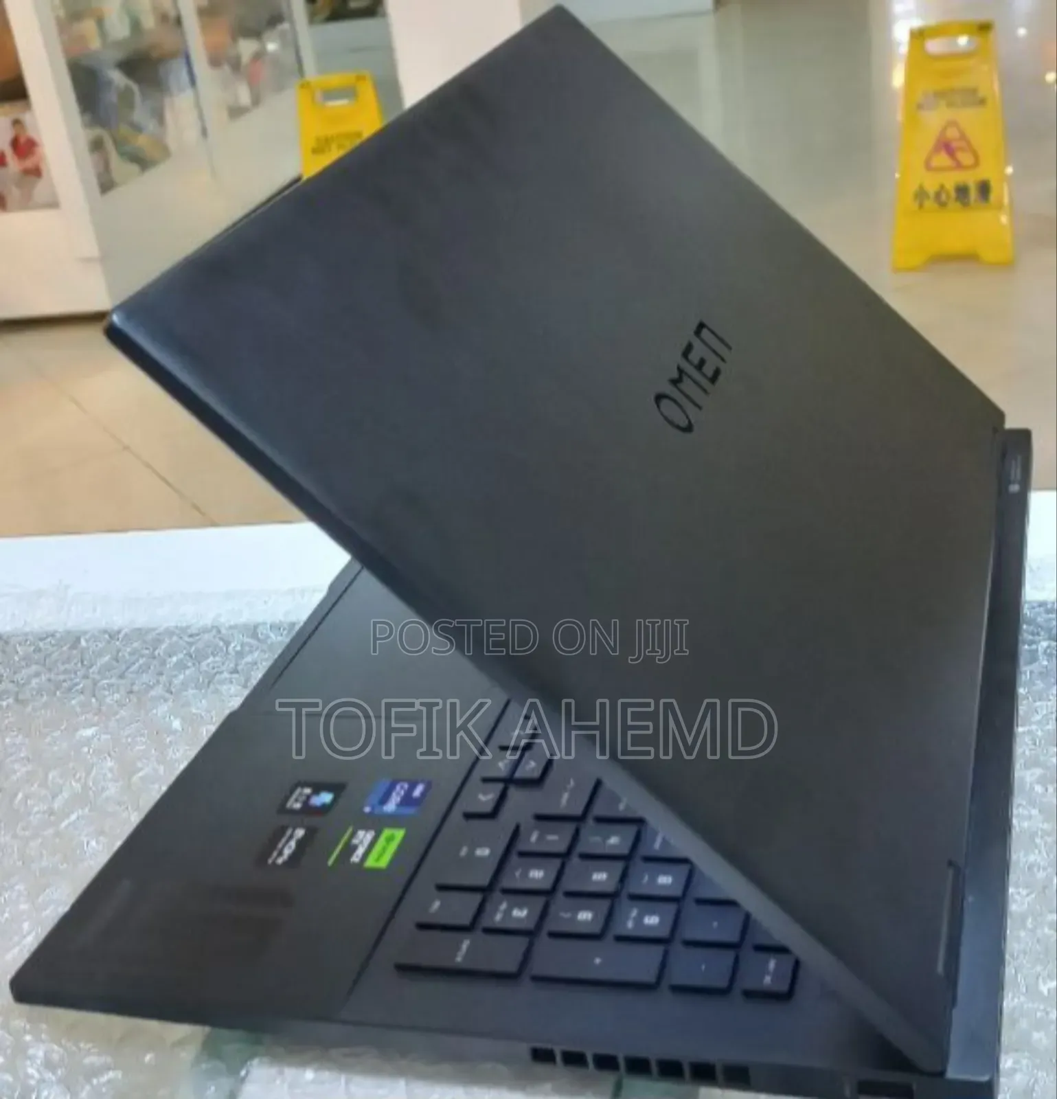 New Laptop HP Omen 15 8GB Intel Core I9 SSD 1T