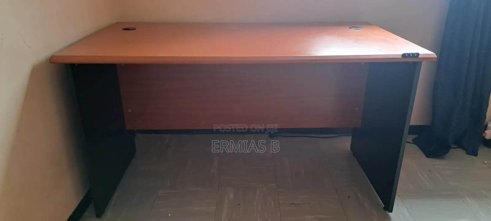 Office Desk - Good Condition 120 Cm