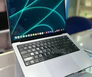 New Laptop Apple MacBook Pro M1 32GB Apple M1 Pro SSD 1T