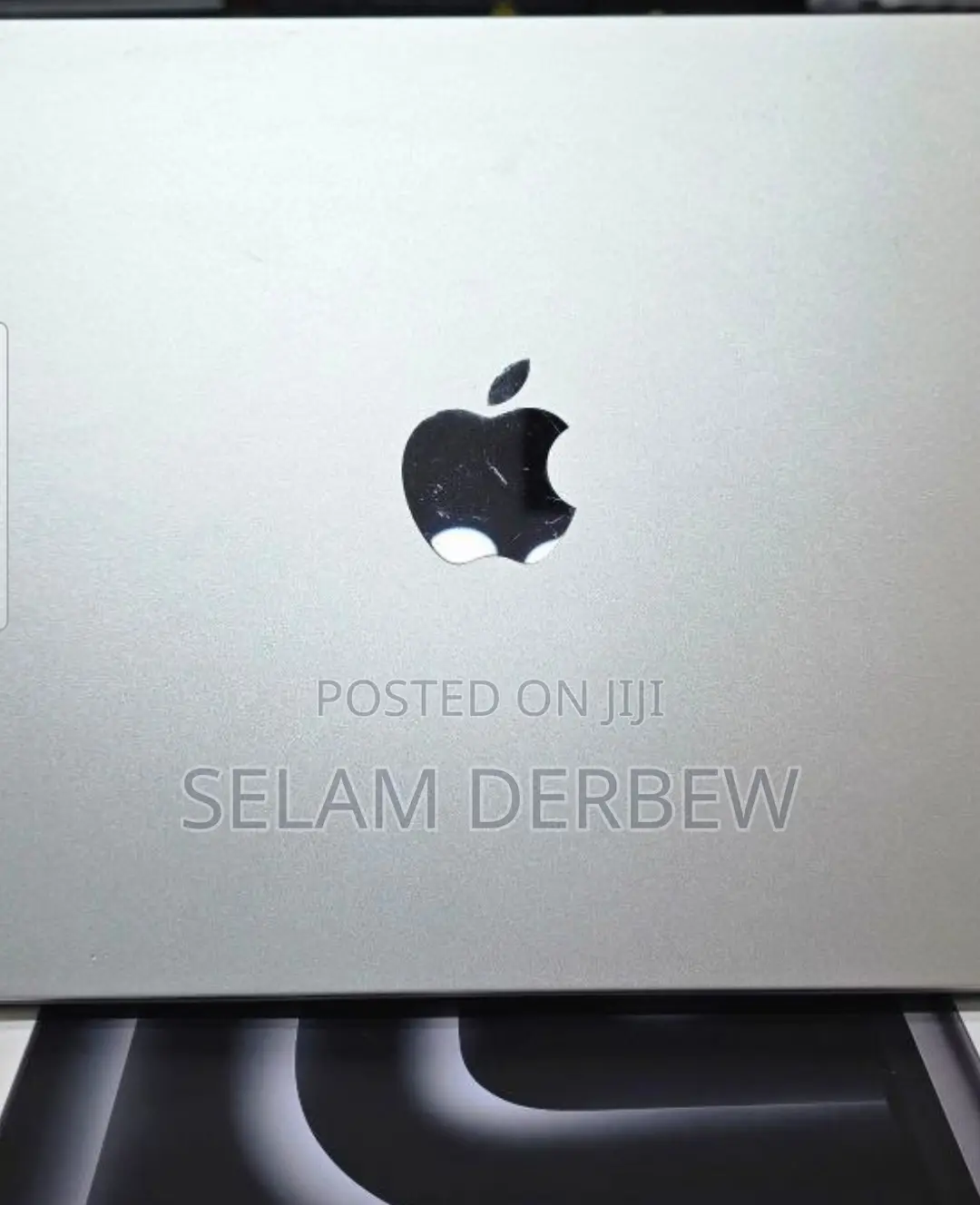 New Laptop Apple MacBook Air 2022 M2 16GB Apple M2 SSD 256GB