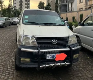Photo - Toyota HiAce 2008 White