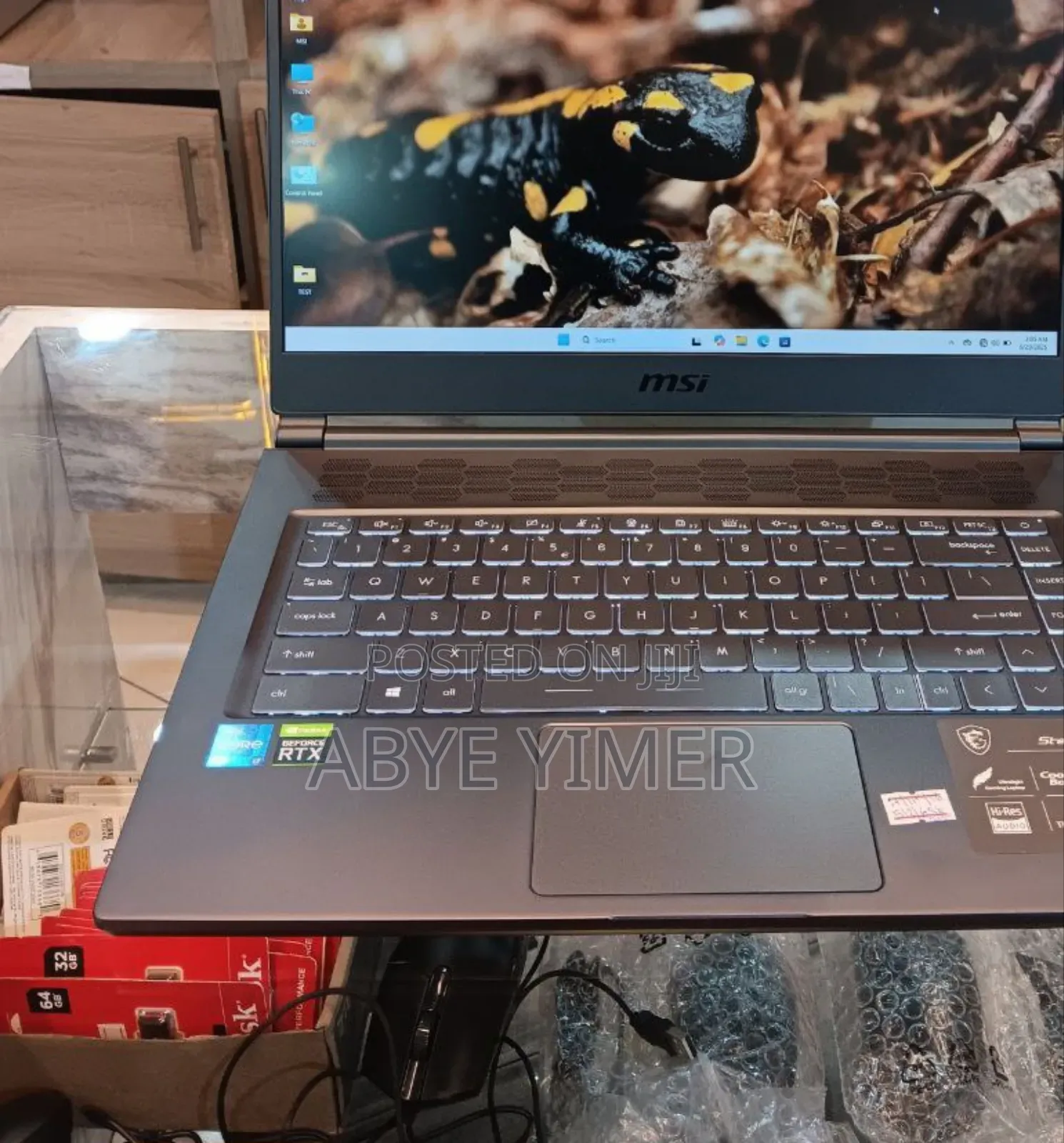 New Laptop MSI Pulse GL66 16GB Intel Core I7 SSD 512GB