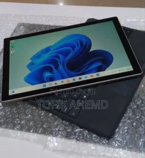 New Laptop Microsoft Surface Laptop 5 16GB Intel Core I7 SSD 512GB