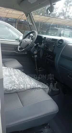 New Toyota Land Cruiser 2023 White