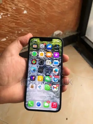 Photo - Apple iPhone 13 256 GB