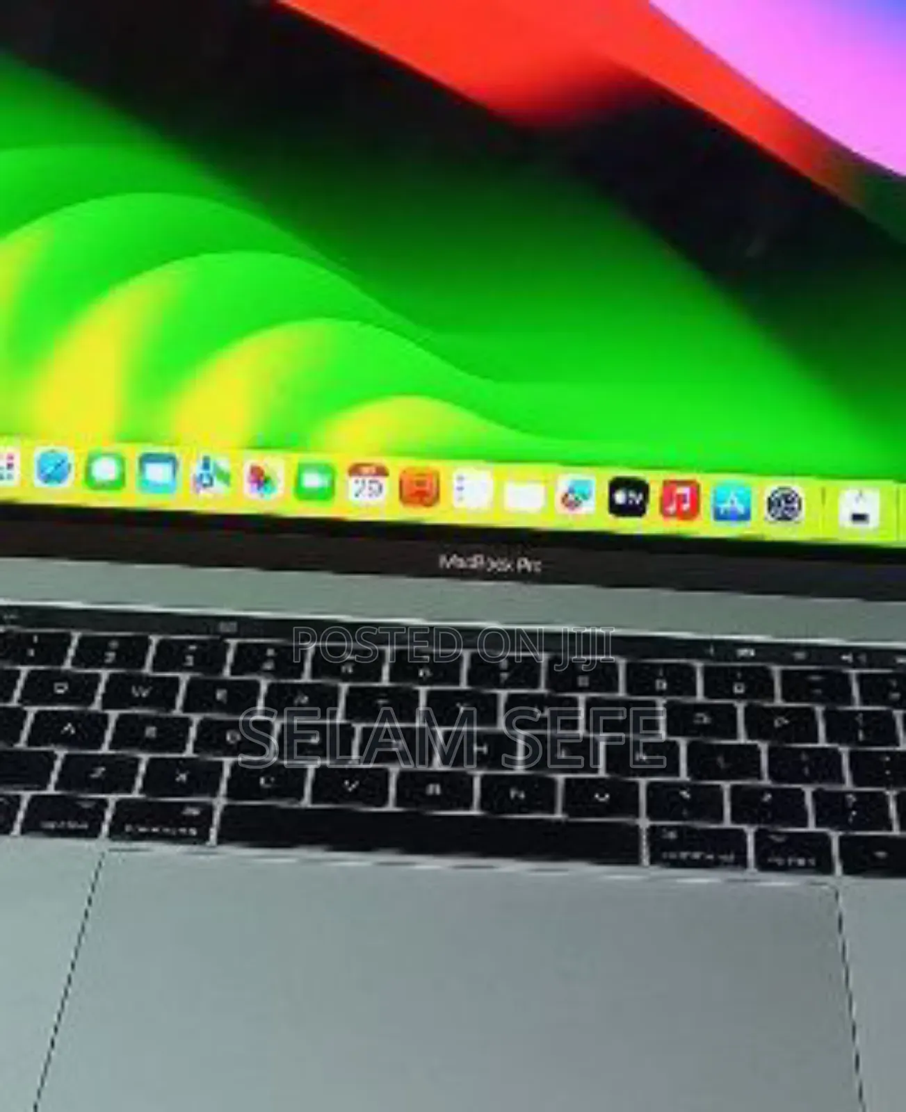 New Laptop Apple MacBook Pro 2017 16GB Intel Core I7 SSD 256GB