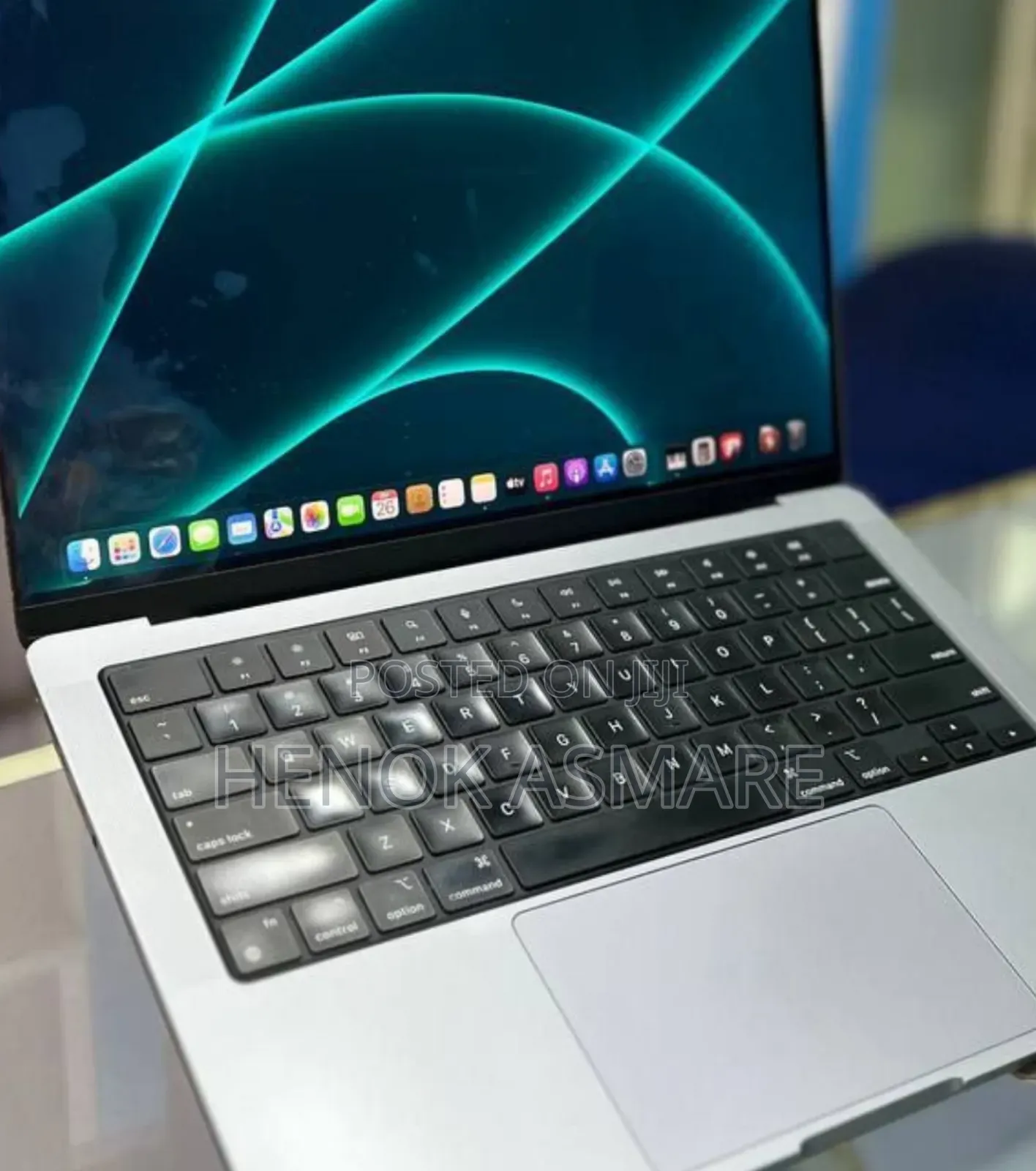 New Laptop Apple MacBook 32GB Apple M1 SSD 1T