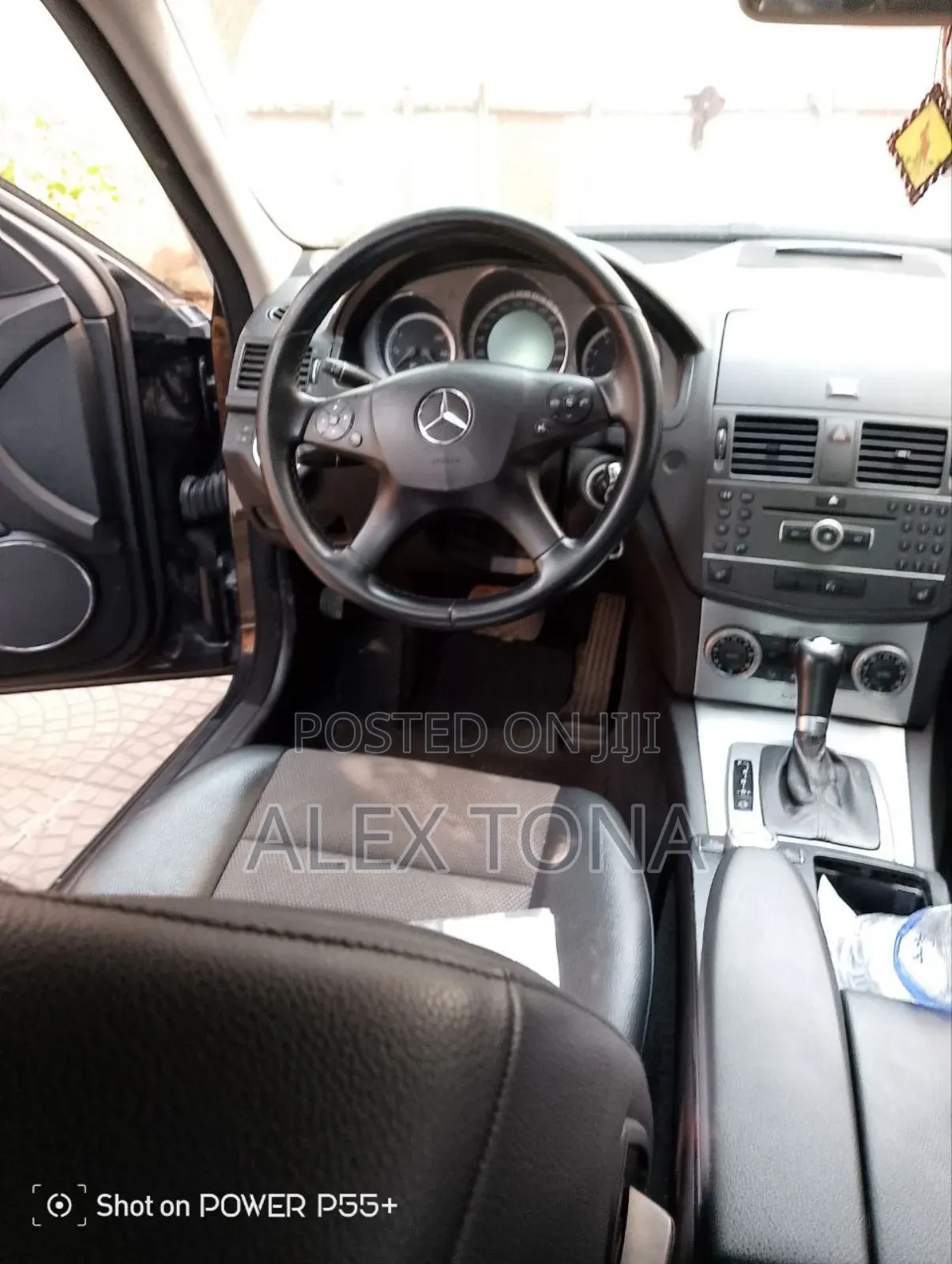 Mercedes-Benz C180 2010 Black