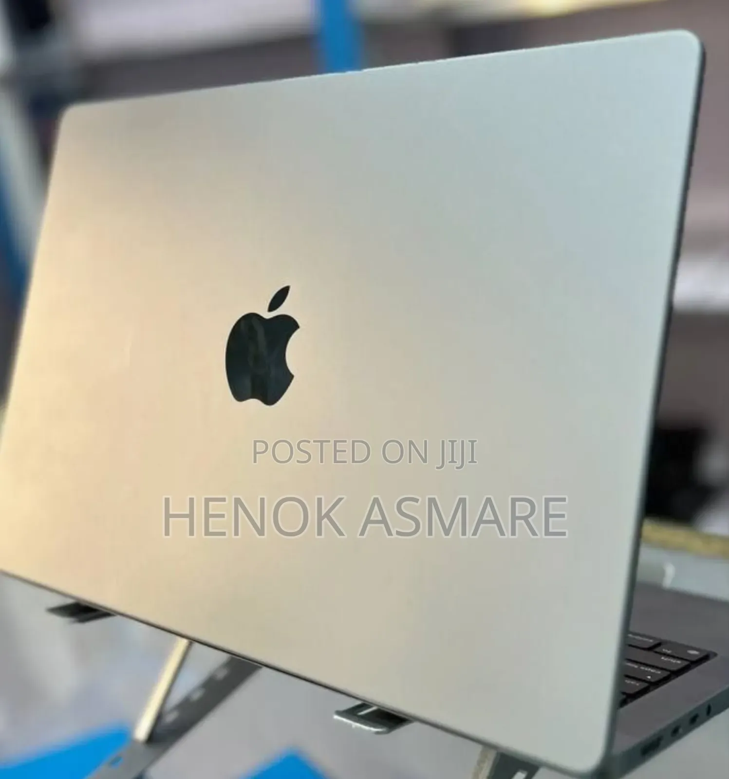 New Laptop Apple MacBook 32GB Apple M1 SSD 1T