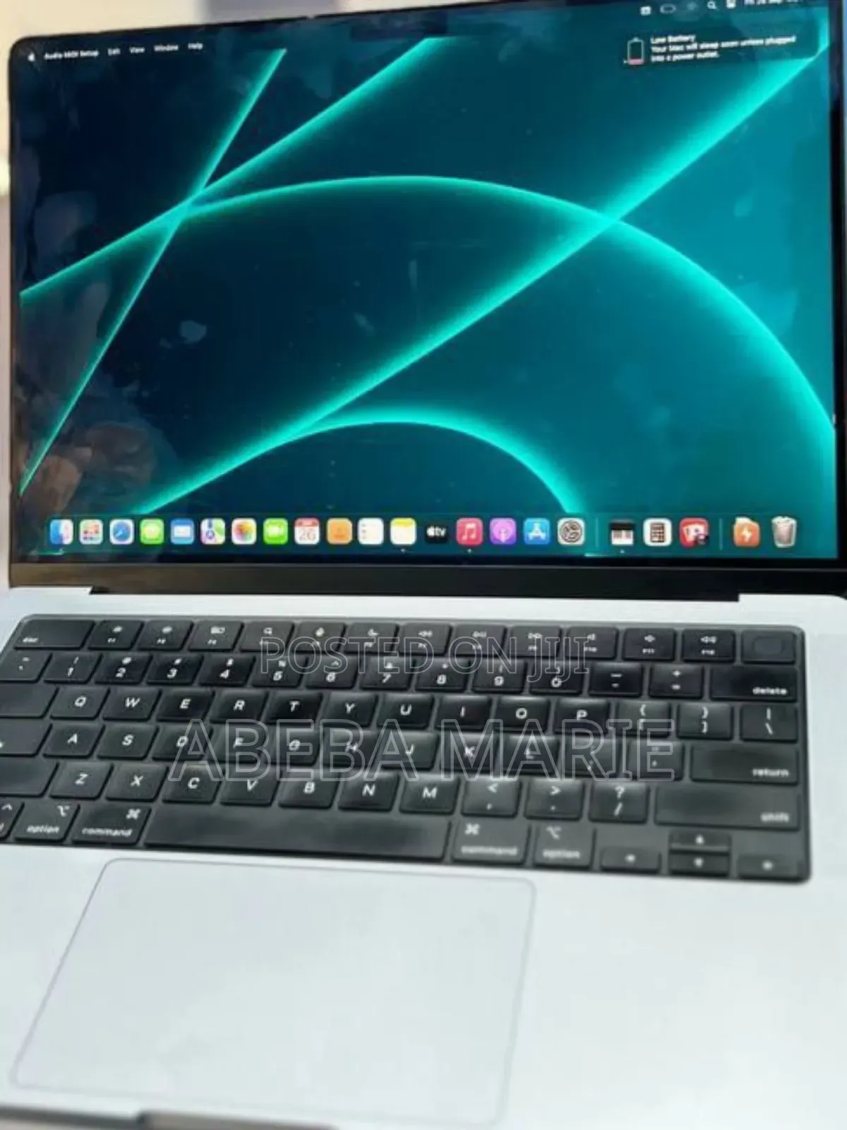 New Laptop Apple MacBook Pro M1 32GB Apple M1 Pro SSD 1T