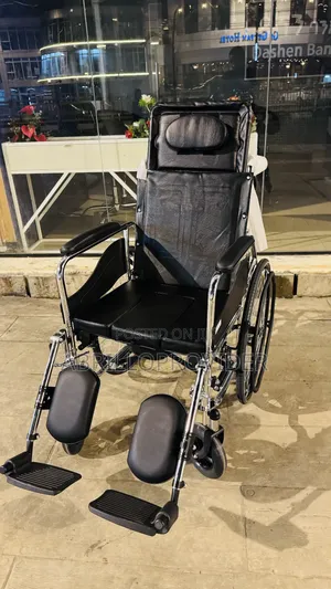 Photo - Multifaetianal Wheelchair田wheelchair廿wheelchair卜wheelchair廿wheelchair