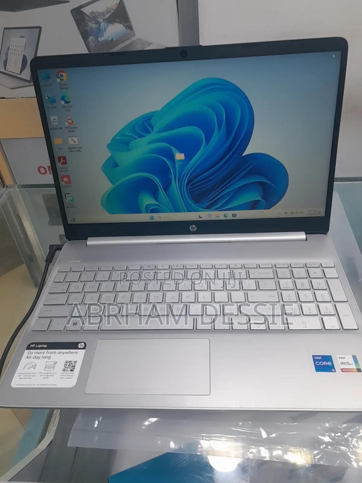 New Laptop HP Stream Notebook 8GB Intel Core I5 SSD 1T