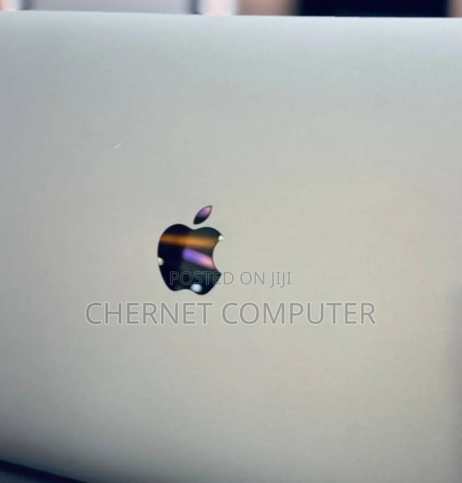 New Laptop Apple MacBook Pro 2017 8GB SSD 512GB