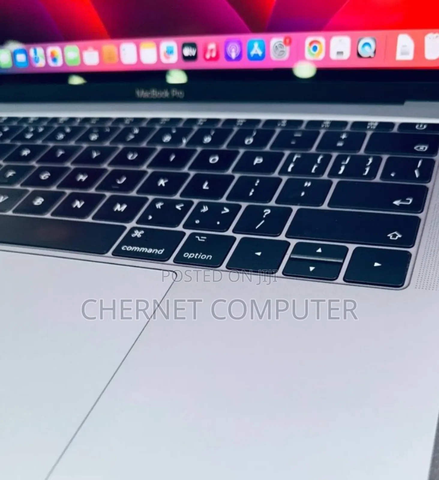 New Laptop Apple MacBook Pro 2017 8GB SSD 512GB