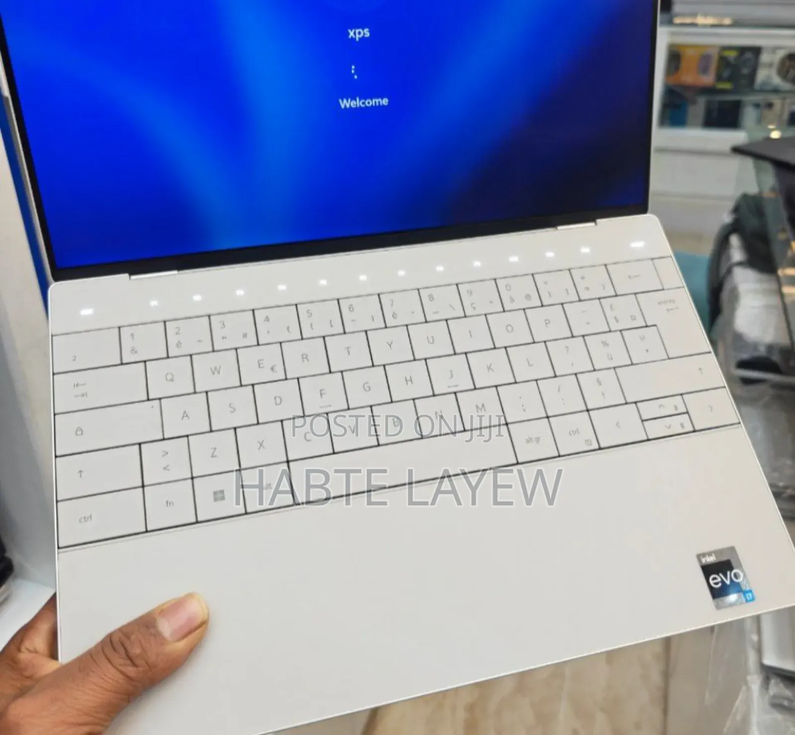 New Laptop Dell XPS 15 32GB Intel Core I7 SSD 1T