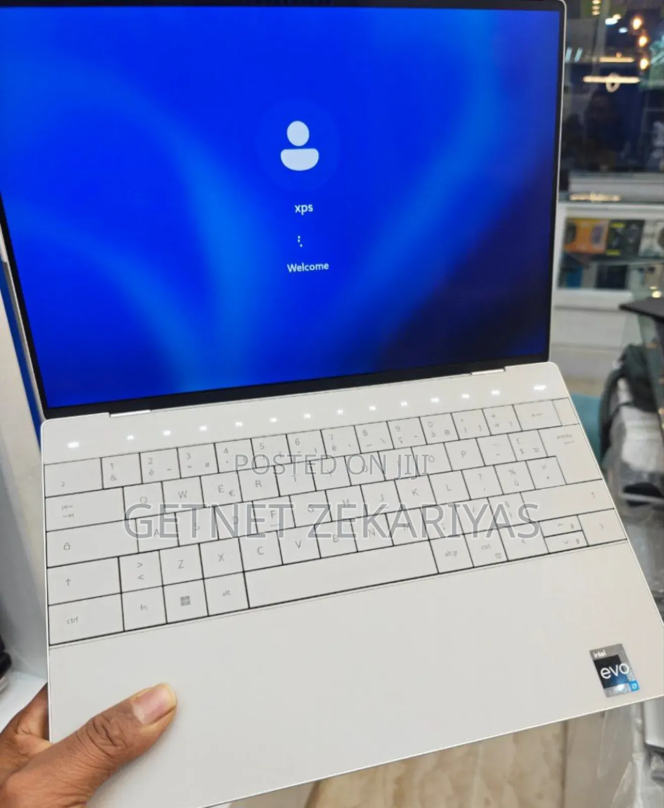 New Laptop Dell XPS 13 32GB Intel Core I7 SSD 1T