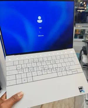 New Laptop Dell XPS 13 32GB Intel Core I7 SSD 1T