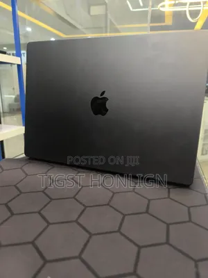 New Apple MacBook Pro 2024 M4 Max 16-Inch 36GB Apple M4 Max SSD 1T