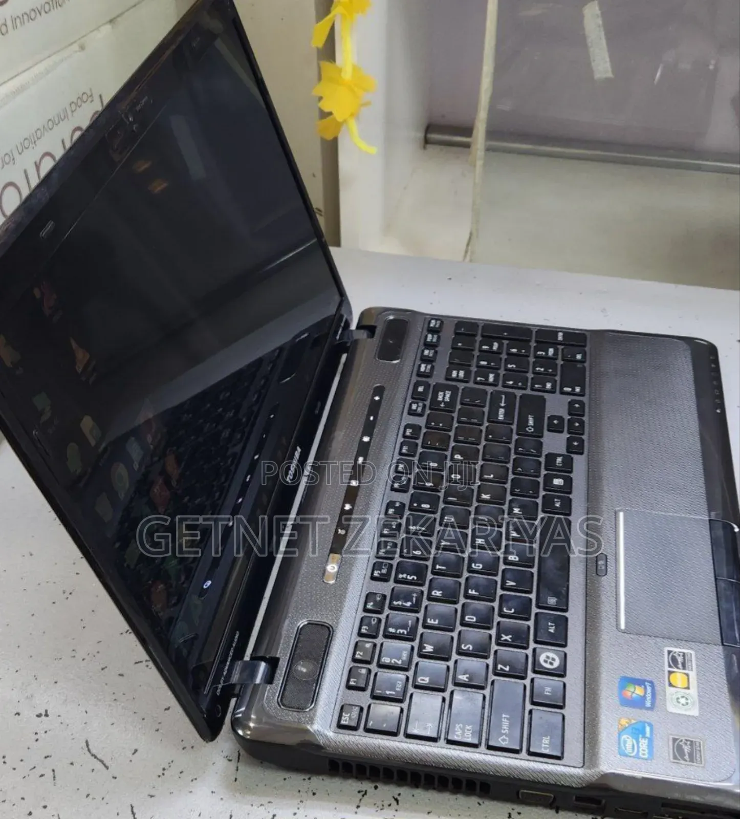 New Laptop Toshiba Satellite L730 4GB Intel Core I3 HDD 500GB