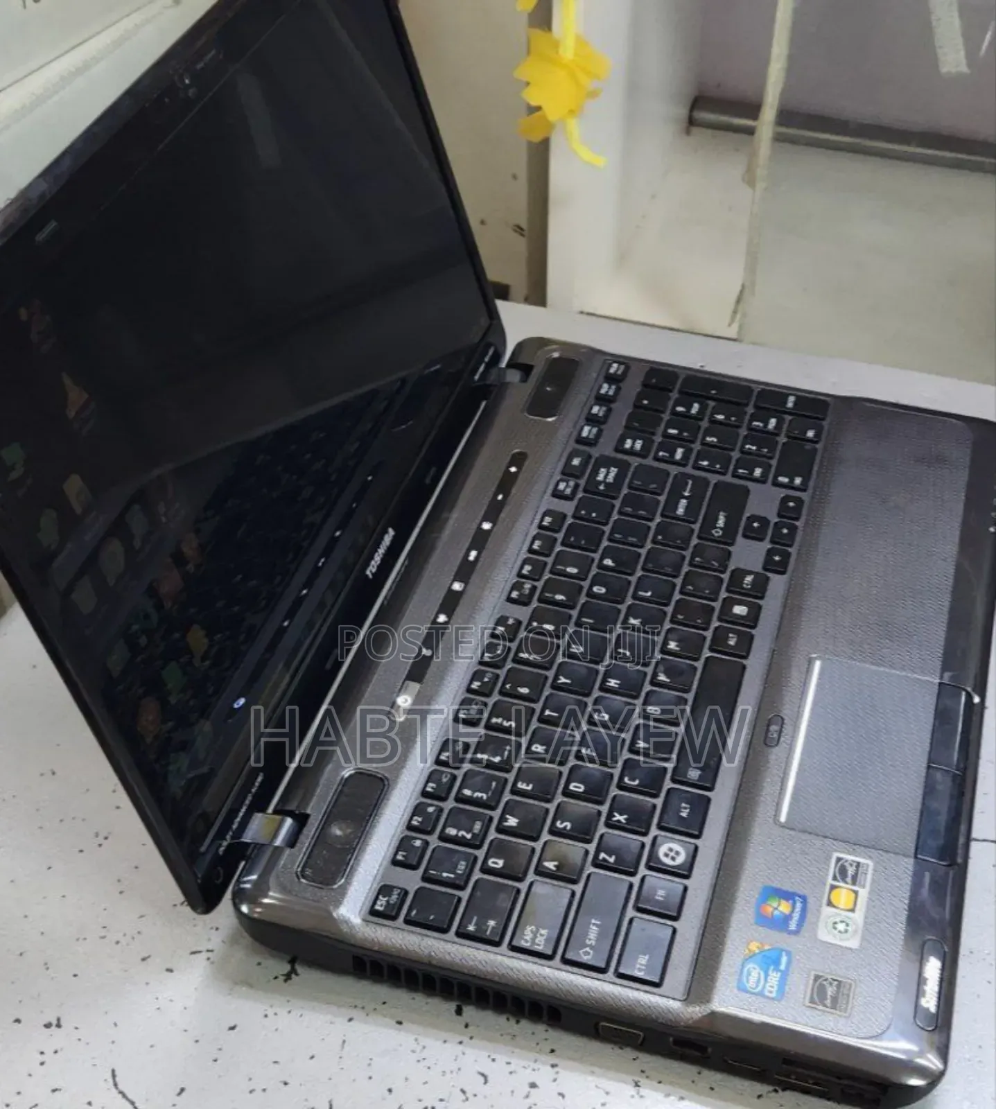 New Laptop Toshiba Satellite C55 4GB Intel Core M3 SSD 500GB