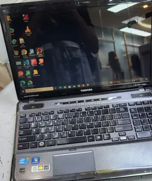 Laptop Toshiba Satellite C55 4GB Intel Core I3 HDD 500GB