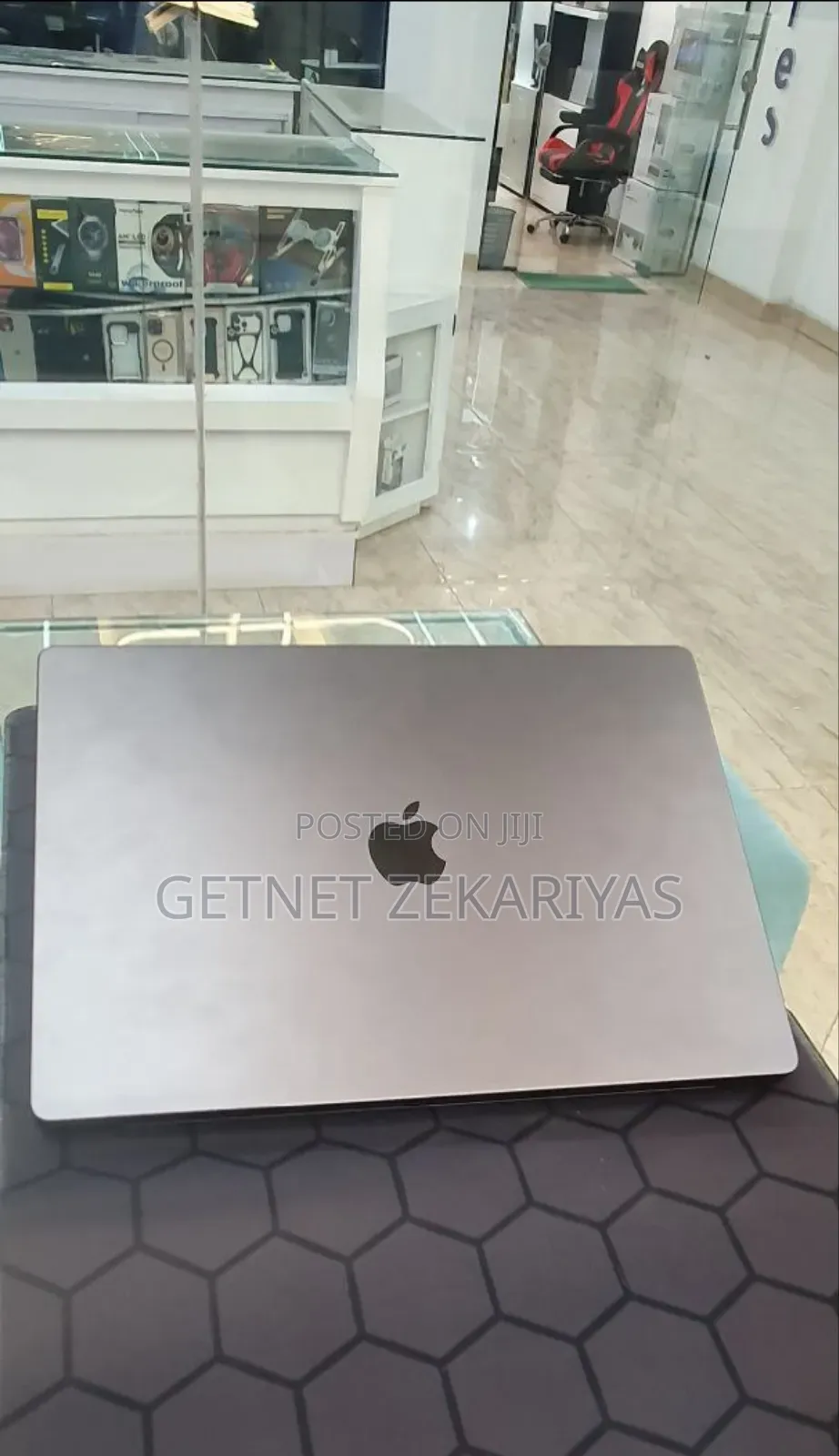 New Apple MacBook Pro 2024 M4 Max 16-Inch 36GB Apple M4 Max SSD 1T