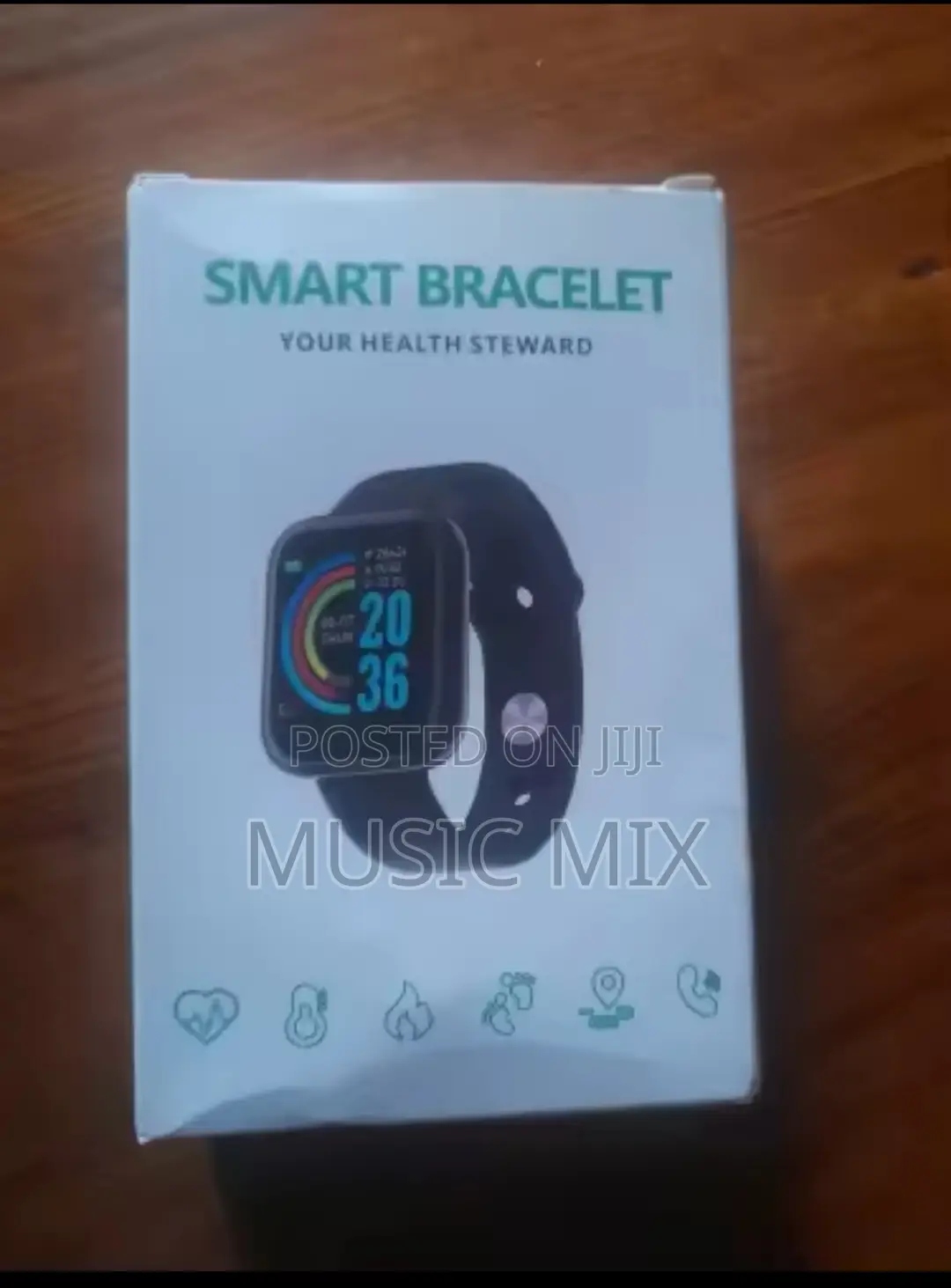 D20 Smart Watch for Men and Women