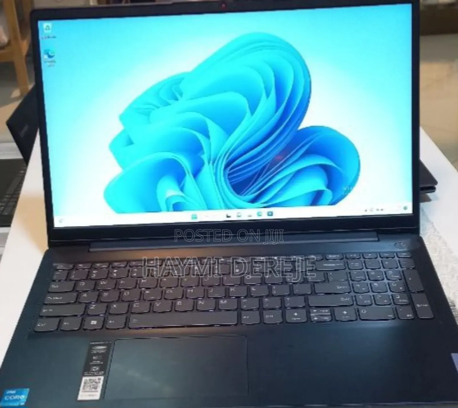 New Laptop Lenovo Ideapad 3 8GB Intel Core I3 SSD 256GB