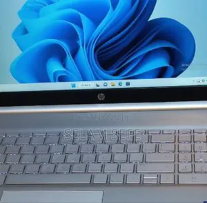 New Laptop HP Stream Notebook 8GB Intel Core I7 SSD 512GB