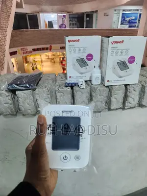 Photo - Digital Blood Pressuer Monitor求診new Bp Packed in Ethiopia Medical