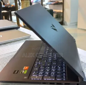 New Laptop HP Victus 16 16GB AMD Ryzen 7 SSD 1T