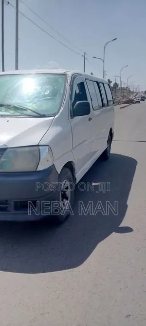 Toyota HiAce 2008 White