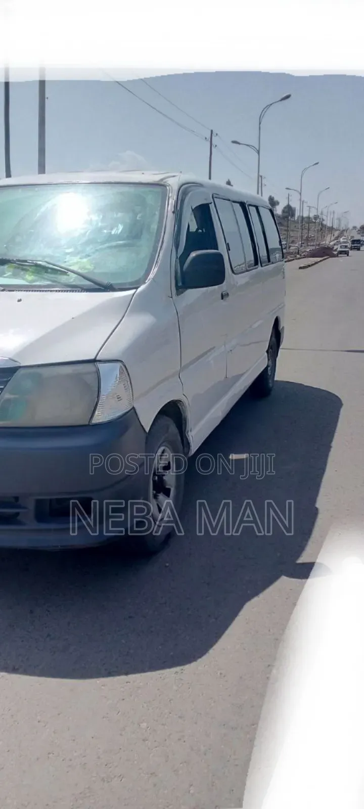 Toyota HiAce 2008 White