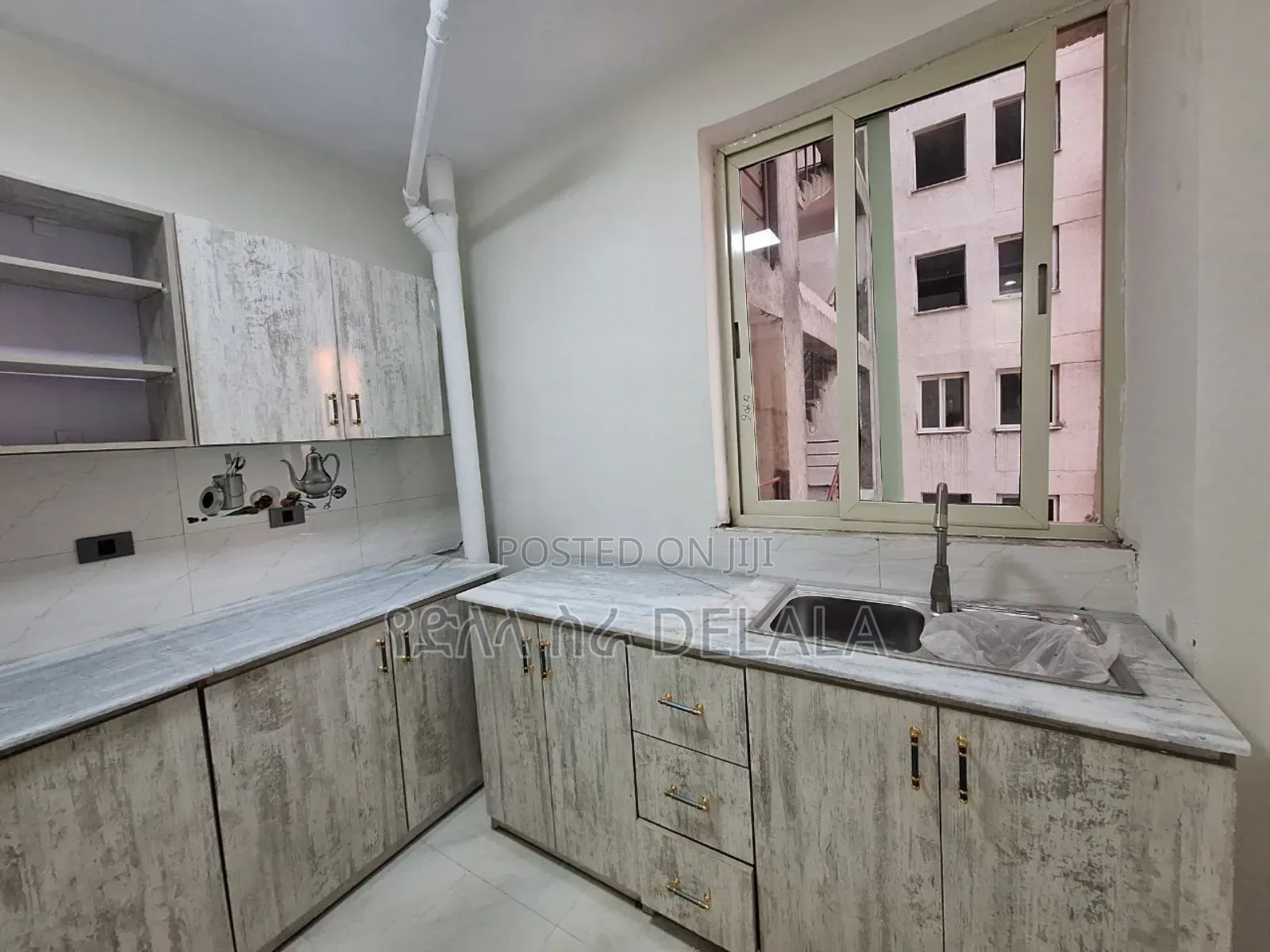 Furnished 3bdrm Condo in ቦሌ በሻሌ, Bole for sale