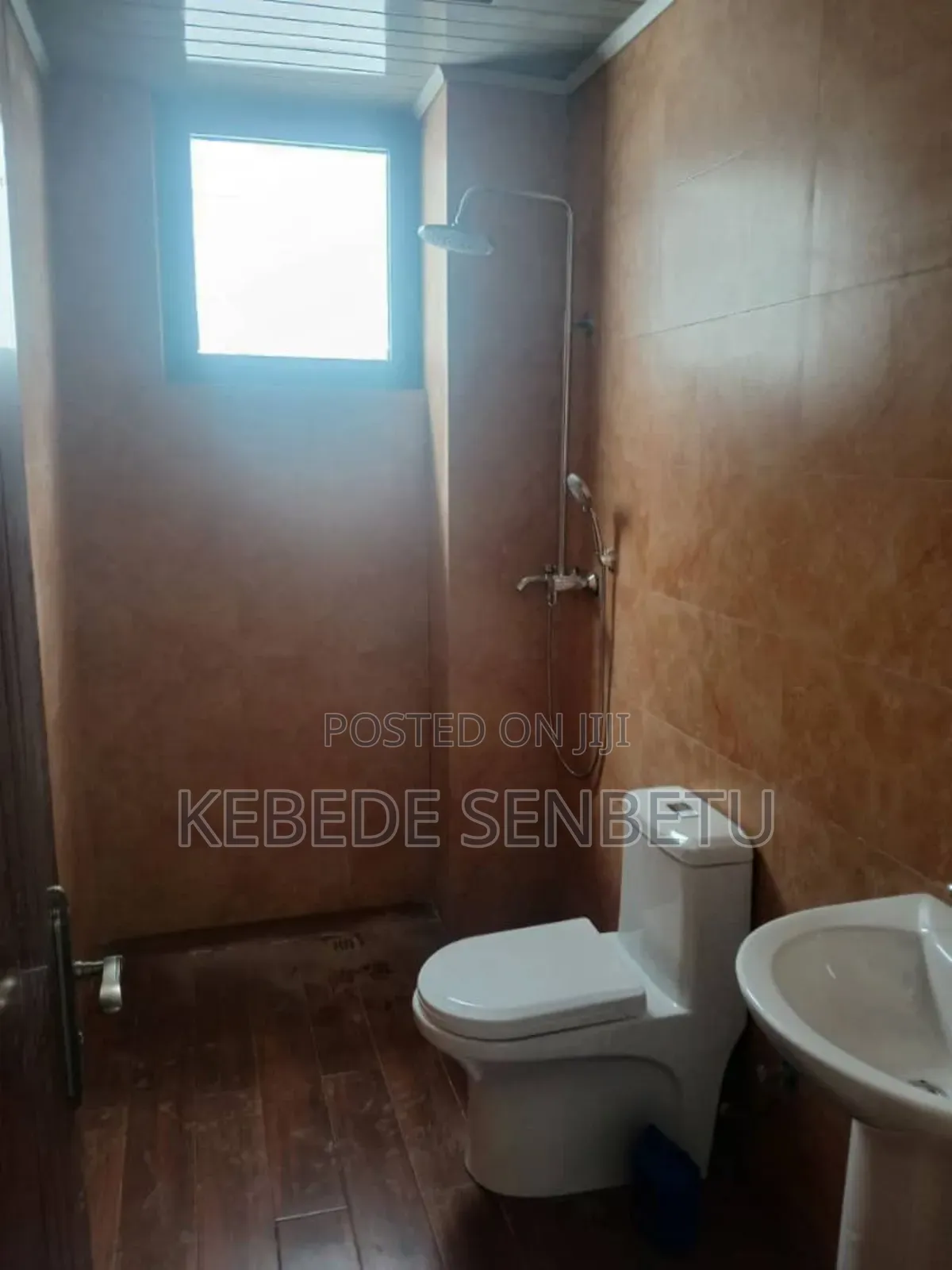 6bdrm House in Aa, Bole for sale