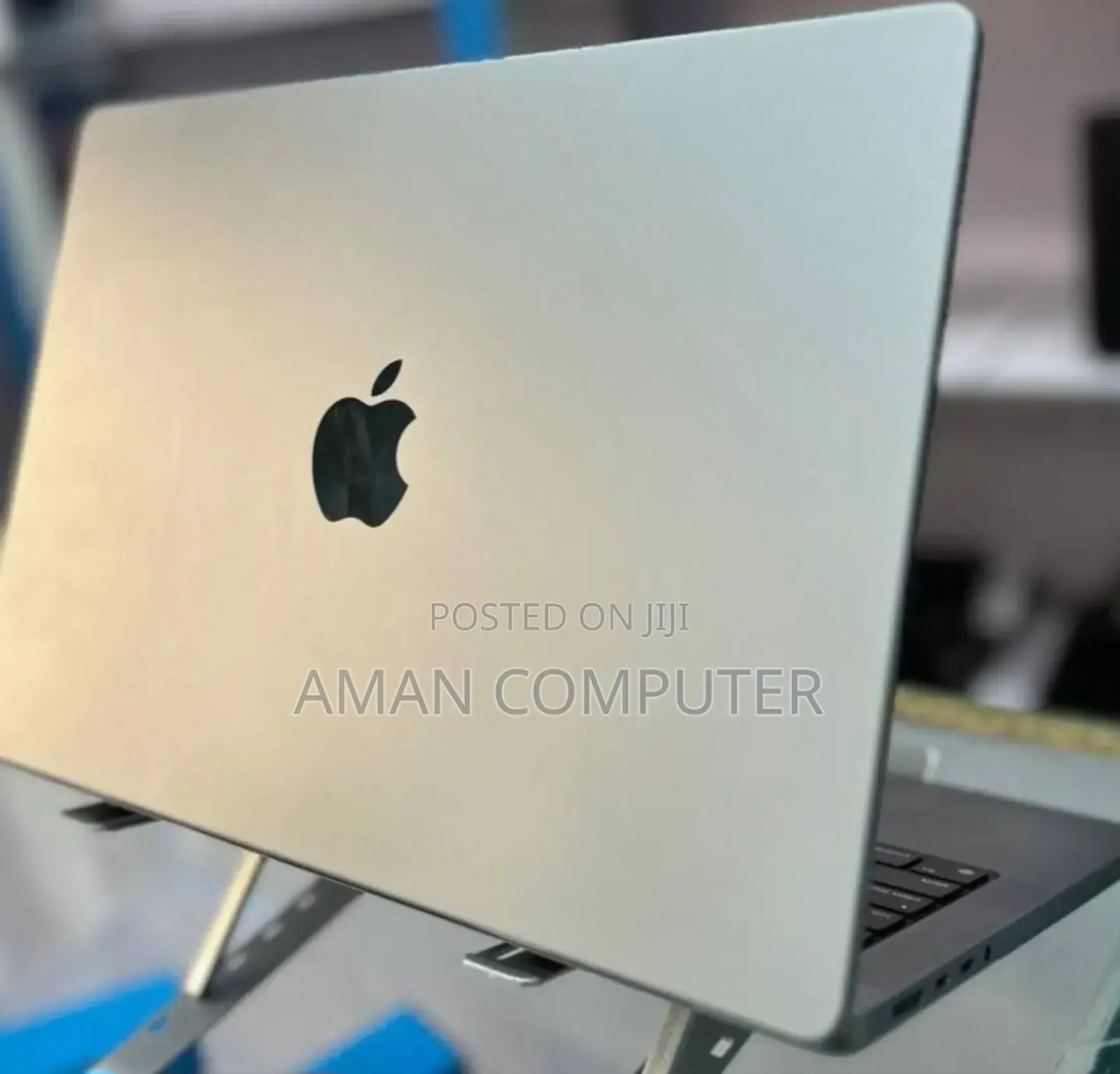 New Laptop Apple MacBook Pro M1 32GB Apple M1 Pro SSD 1T