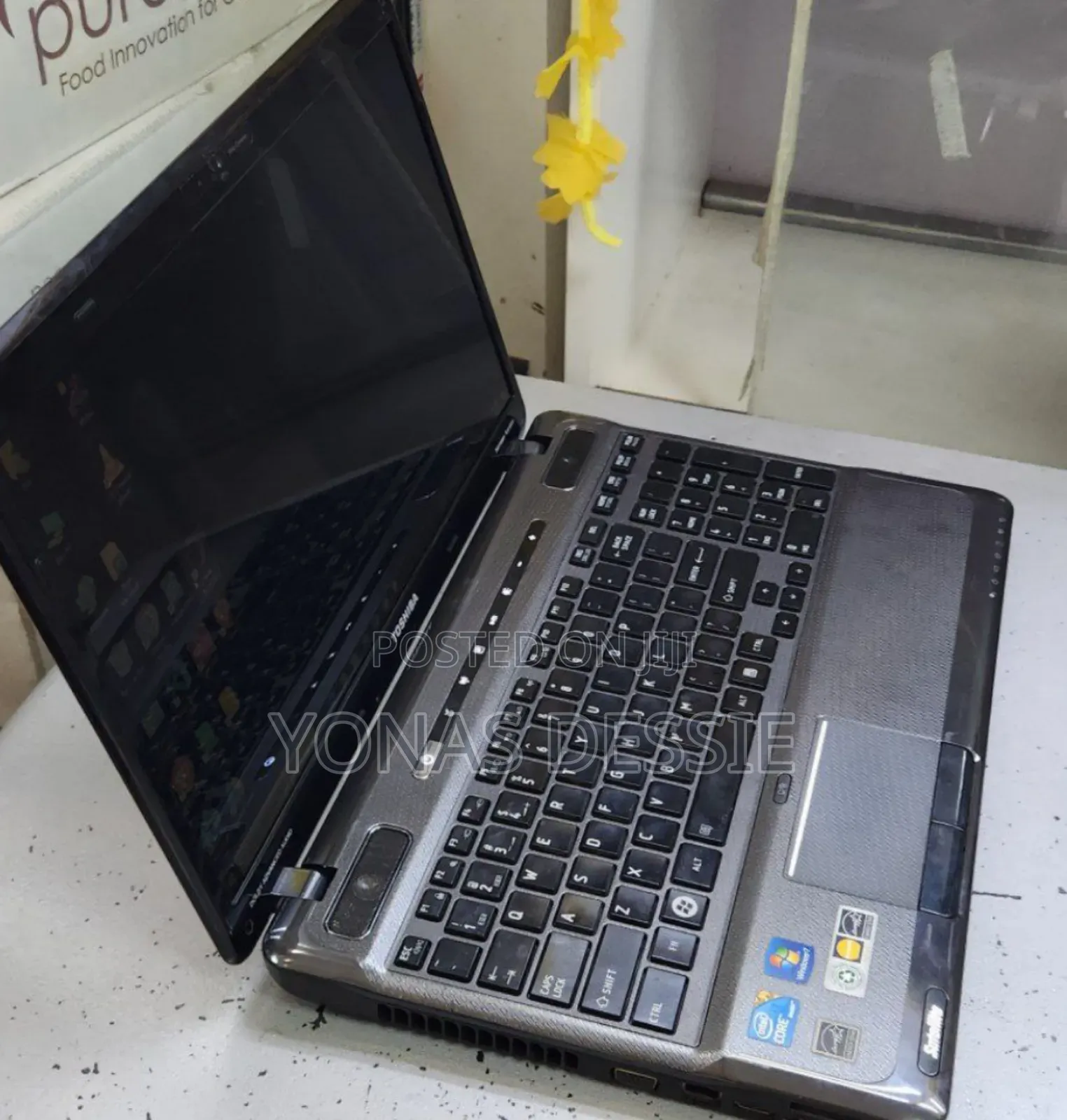 Laptop Toshiba Satellite C55 4GB Intel Core I3 HDD 500GB